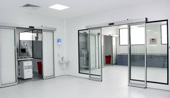 Fotoselli Kapılar: İş Yeriniz İçin Konfor ve Güvenlik Çözümü